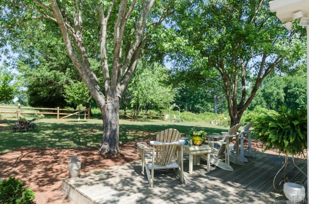 21601 Shearer Road Davidson, NC 28036 - Photo 3 of 21 Gallery Image 3