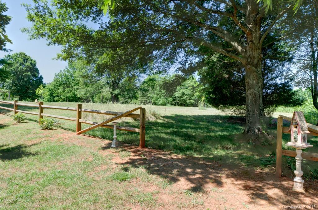 21601 Shearer Road Davidson, NC 28036 - Photo 6 of 21 Gallery Image 6