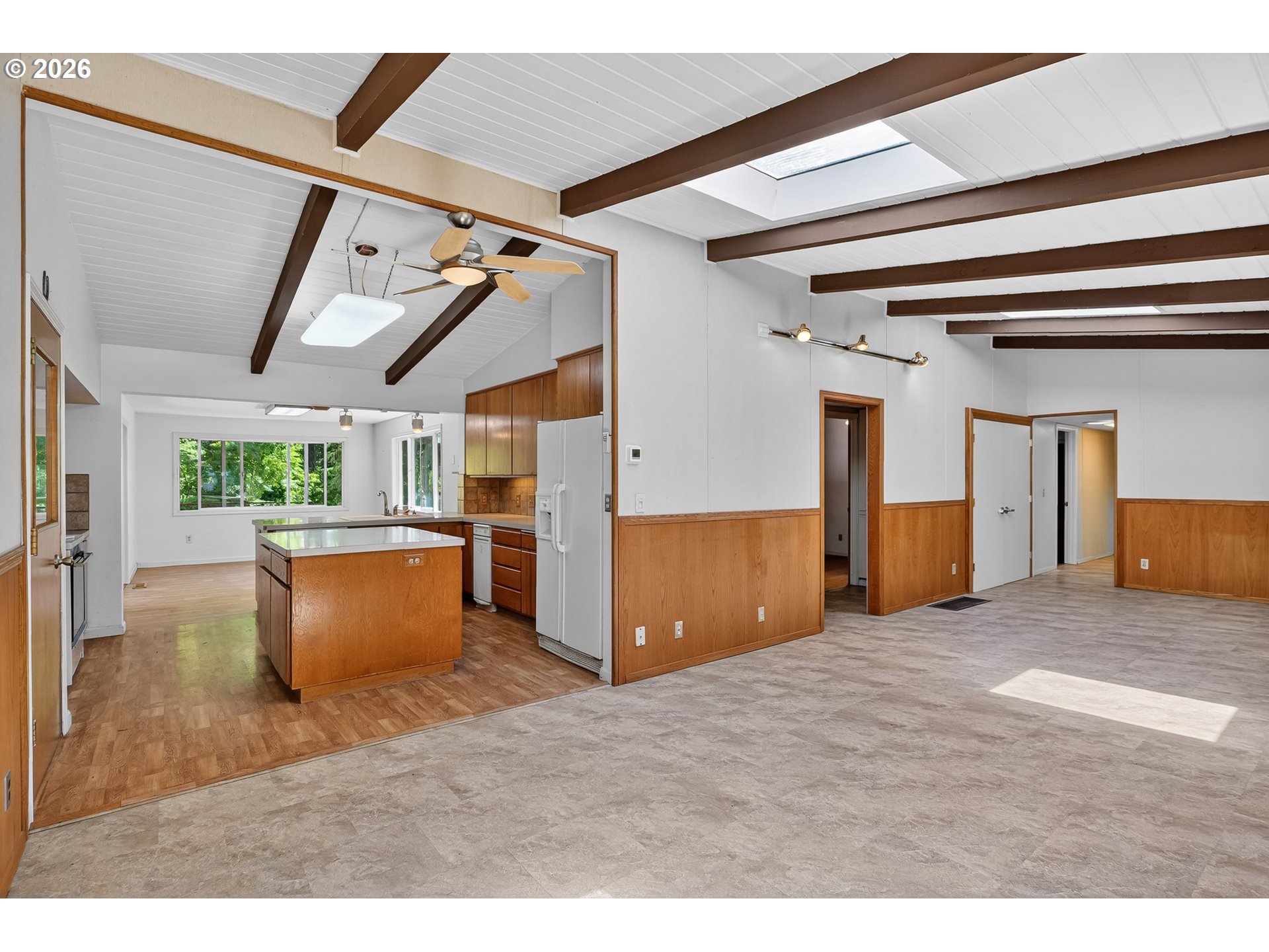 21540 South Upper Highland Road Beavercreek, OR 97004 - Photo 5 of 28 Gallery Image 5