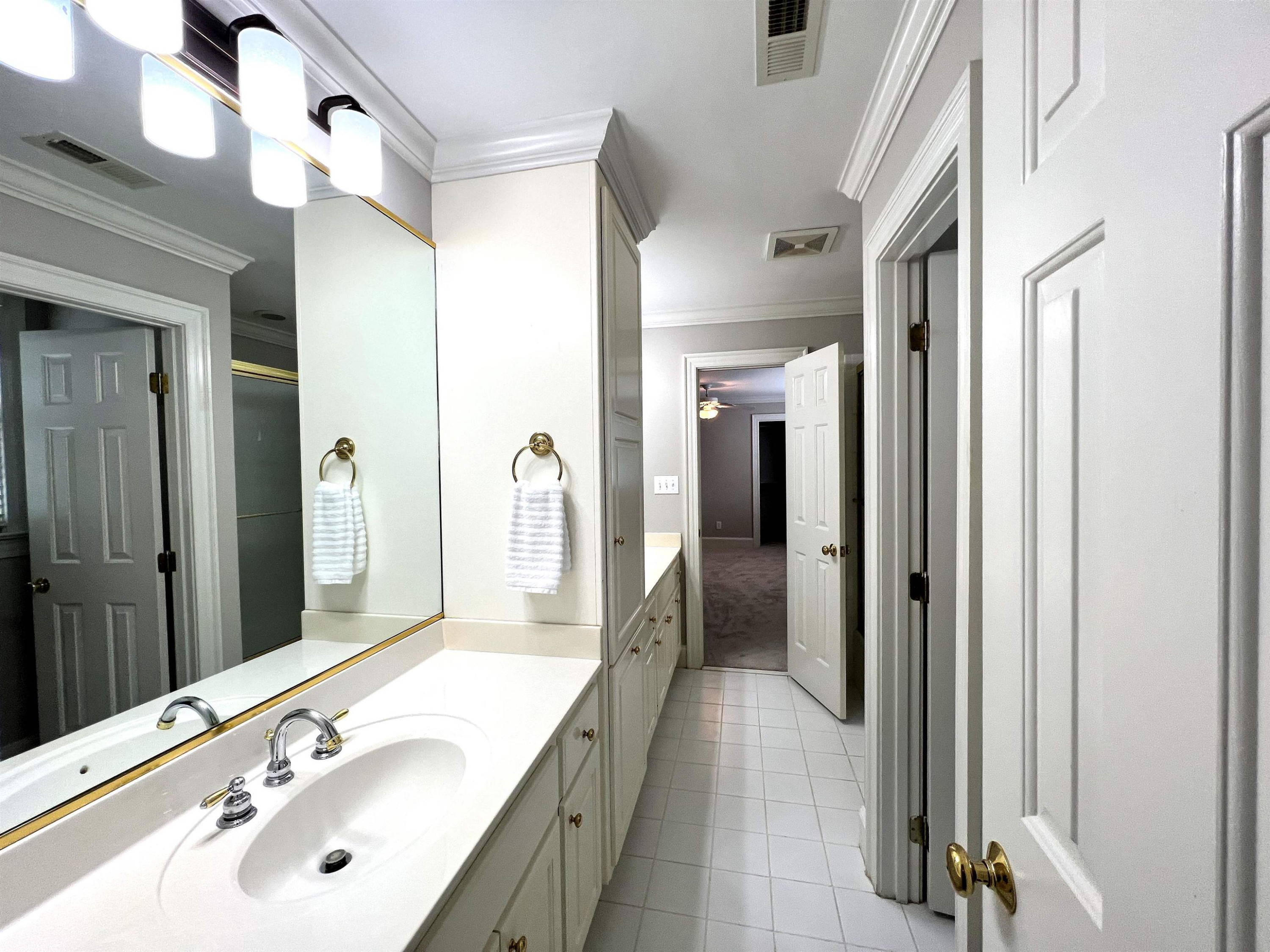 4732 Sharpstone Lane Raleigh, NC 27615 - Photo 43 of 76 Jack n Jill Bathroom