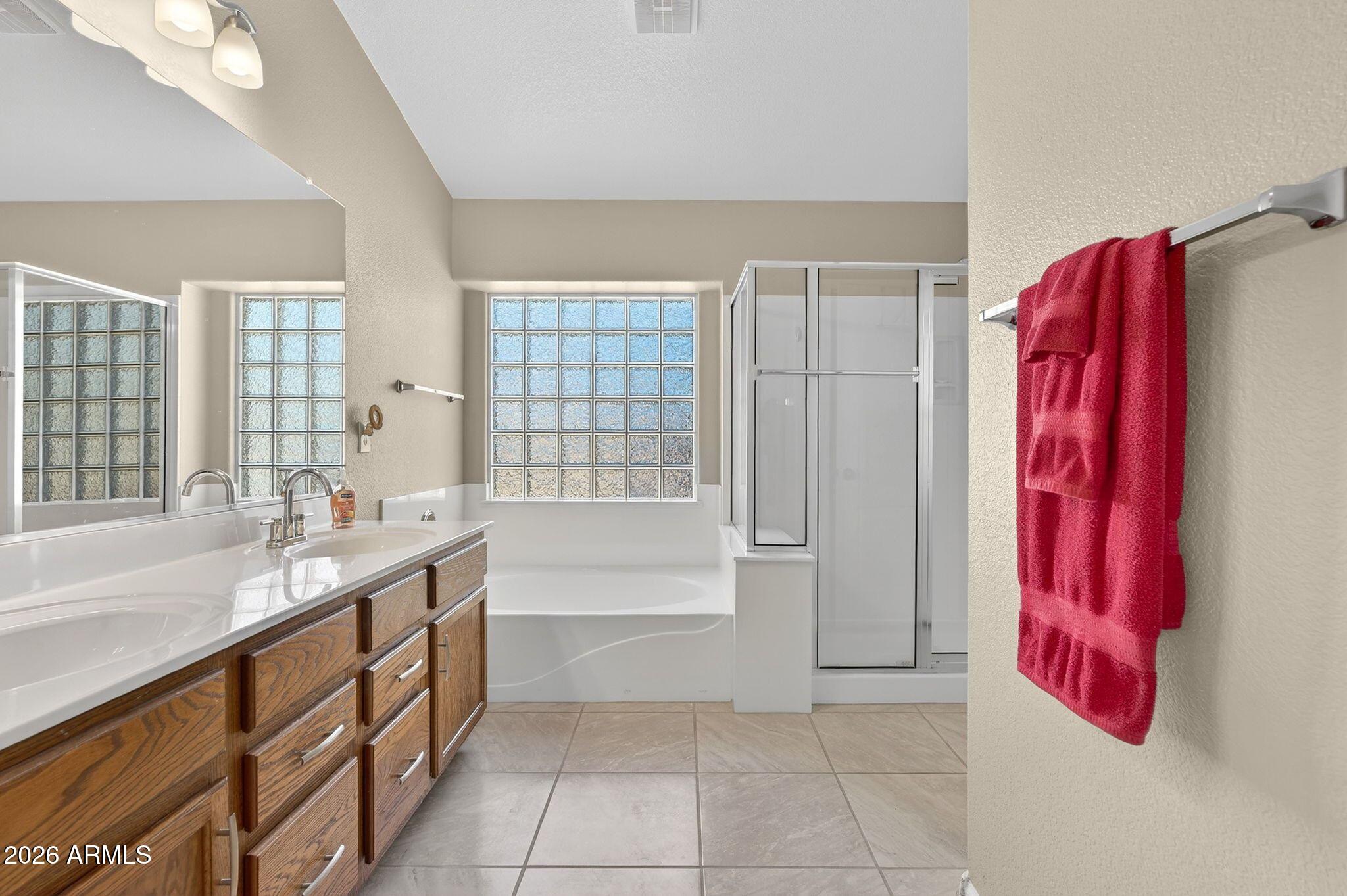 29207 North Mountain View Road San Tan Valley, AZ 85143 - Photo 20 of 40 Primary Bath