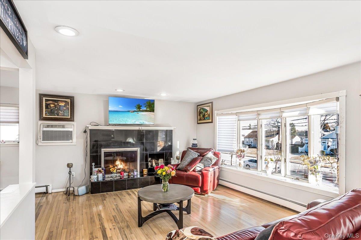 85 Unqua Road Massapequa, NY 11758 - Photo 7 of 14