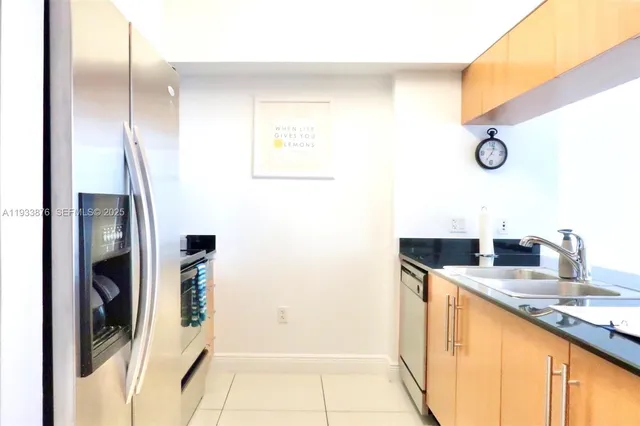 $2,650 | 1750 North Bayshore Drive, Unit 3305, Miami, FL 33132