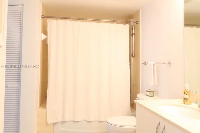 $2,650 | 1750 North Bayshore Drive, Unit 3305, Miami, FL 33132