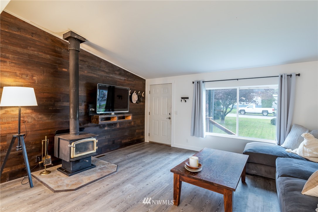 5823 Salish Road Blaine, WA 98230 - Photo 11 of 36 Gallery Image 11