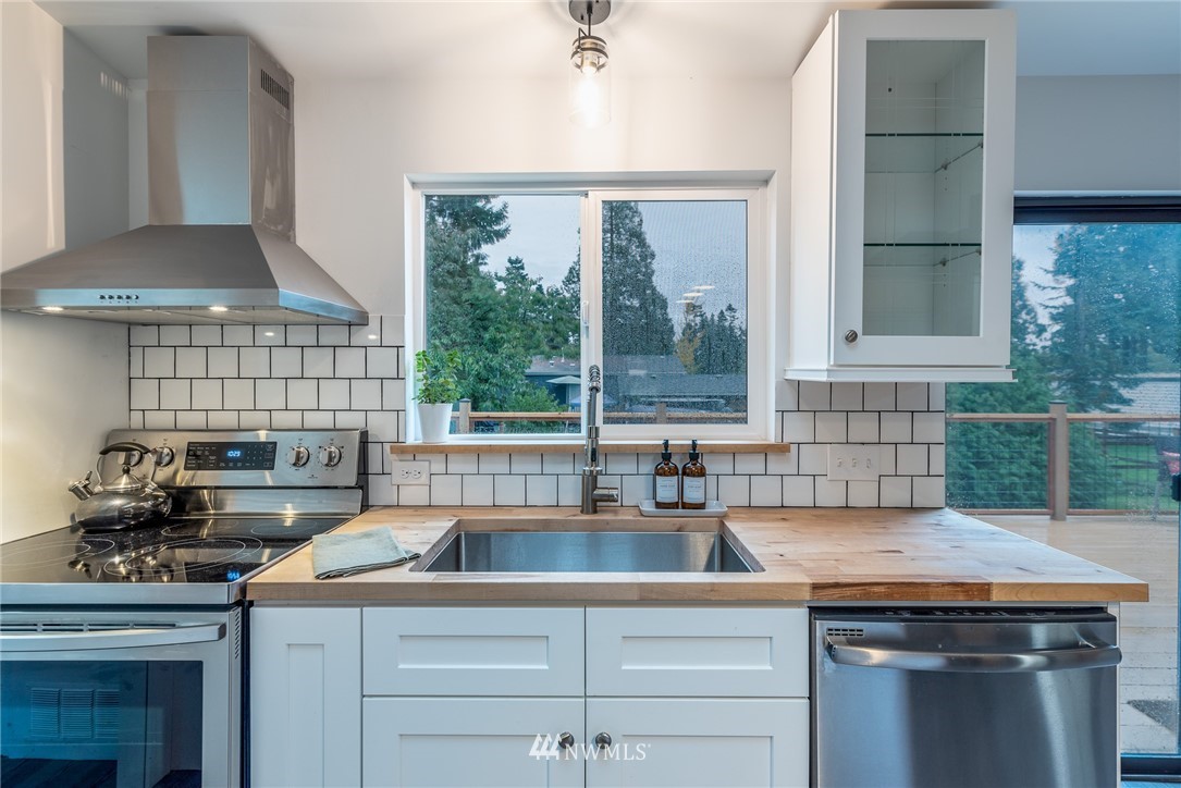 5823 Salish Road Blaine, WA 98230 - Photo 8 of 36 Gallery Image 8