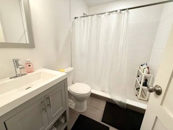 $3,700 | 301-305 Dudley Street, Unit 1, Boston, MA 02119