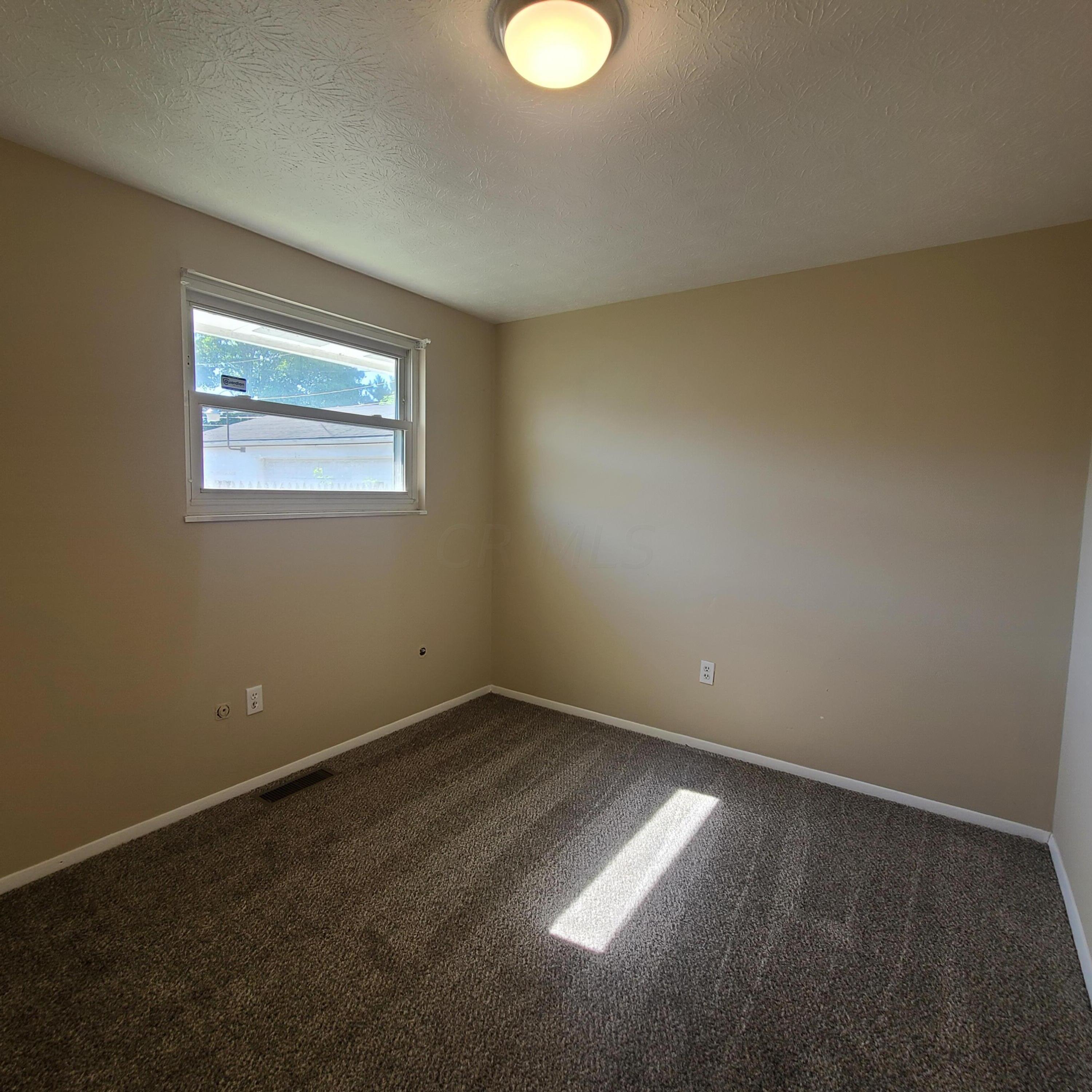 2127 Tupsfield Road Columbus, OH 43229 - Photo 15 of 21 15 Tups Bedroom Two 1