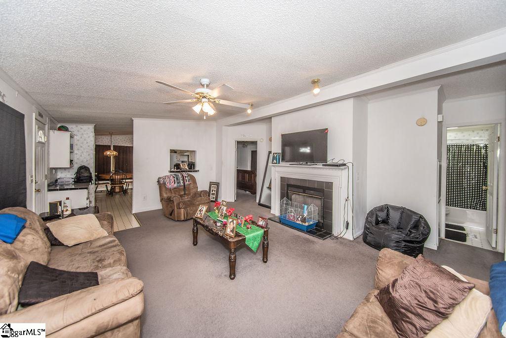 357 Belcher Road Boiling Springs, SC 29316 - Photo 5 of 16 Gallery Image 5