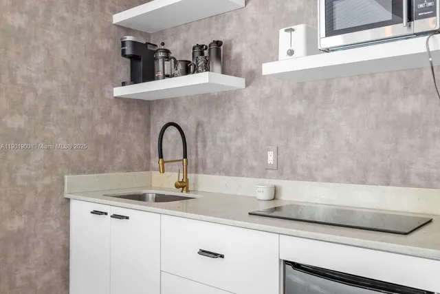 $14,000 | 901 Northwest 7th Street, Miami, FL 33136