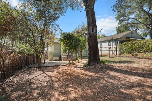 $415,000 | 1259-1261 Magnolia Avenue, Redding, CA 96001