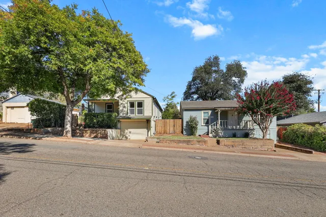 $415,000 | 1259-1261 Magnolia Avenue, Redding, CA 96001