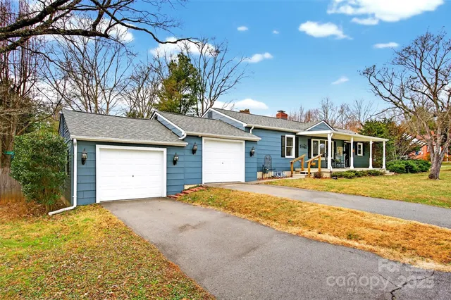 $720,000 | 109 Mountain Street, Black Mountain, NC 28711