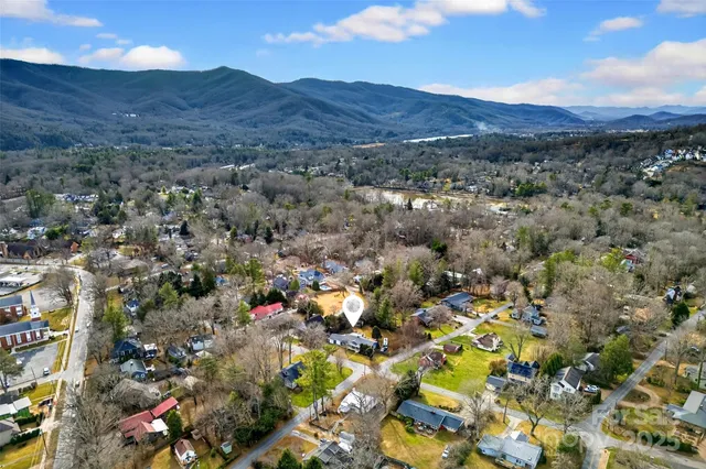 $720,000 | 109 Mountain Street, Black Mountain, NC 28711