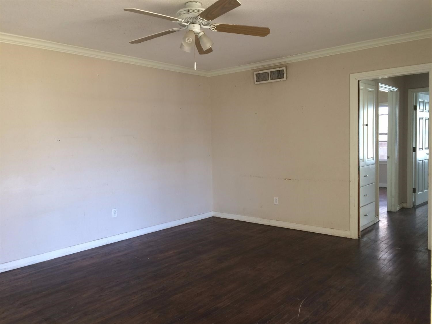 3314 32nd Street Lubbock, TX 79410 - Photo 2 of 8 Photo 2