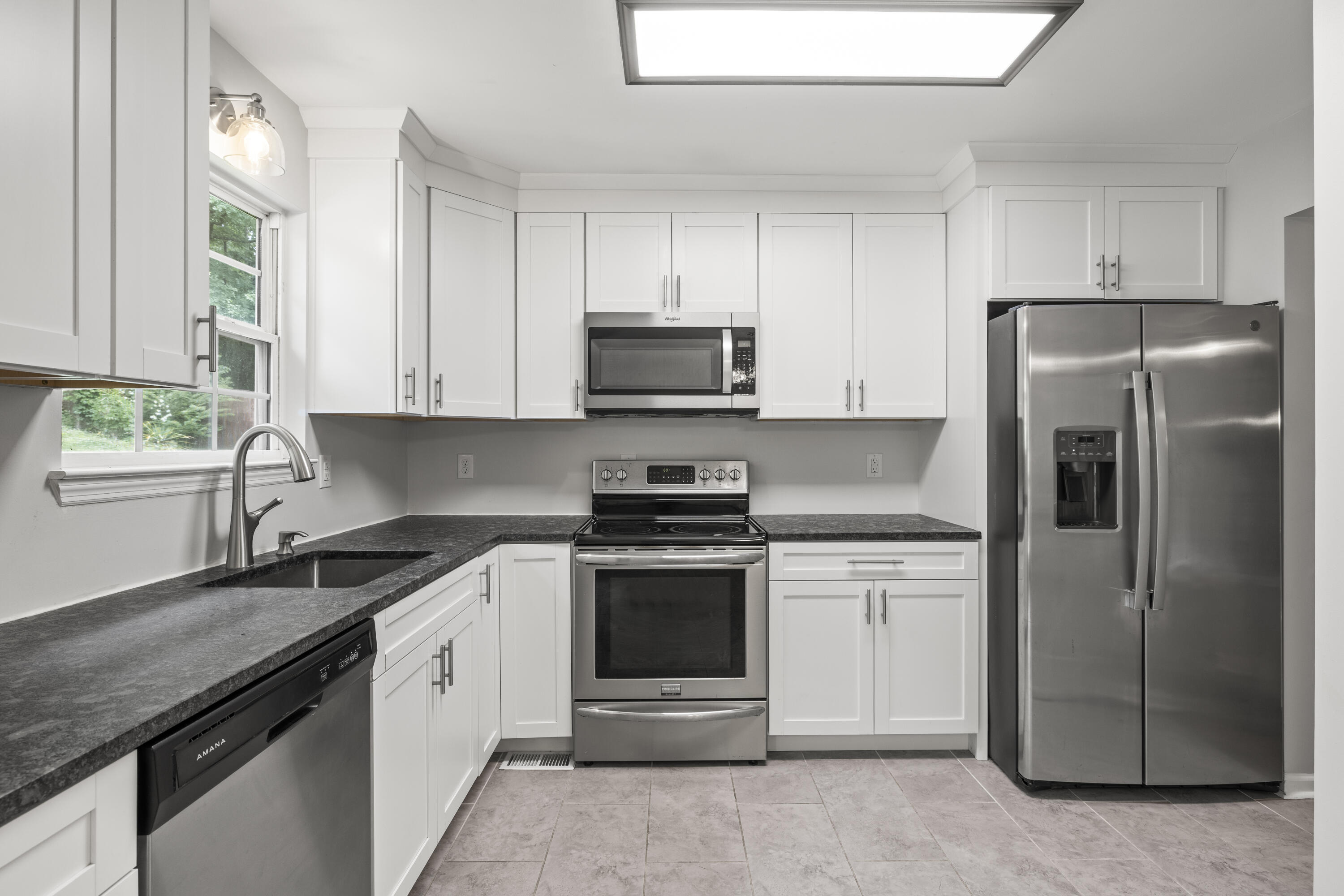 995 Ross Hollow Road Ringgold, GA 30736 - Photo 7 of 32 Kitchen