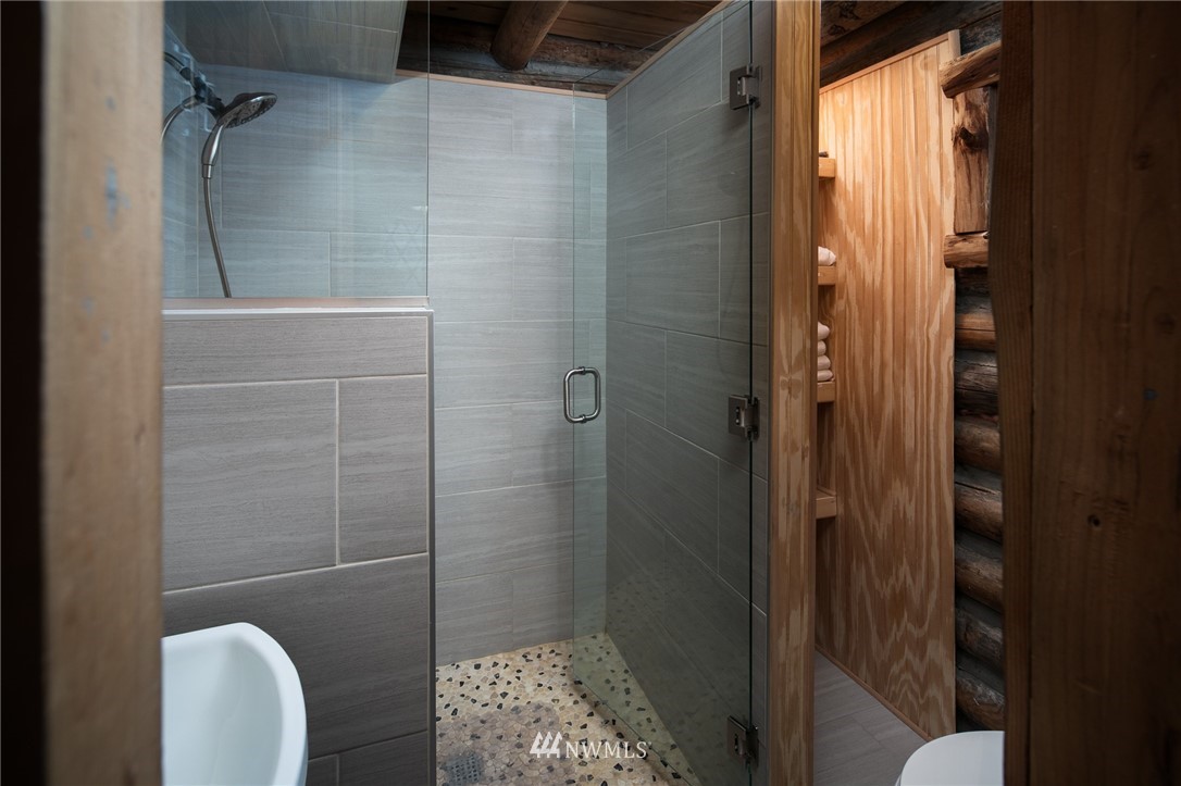 835 Christenson Road Greenbank, WA 98253 - Photo 11 of 25