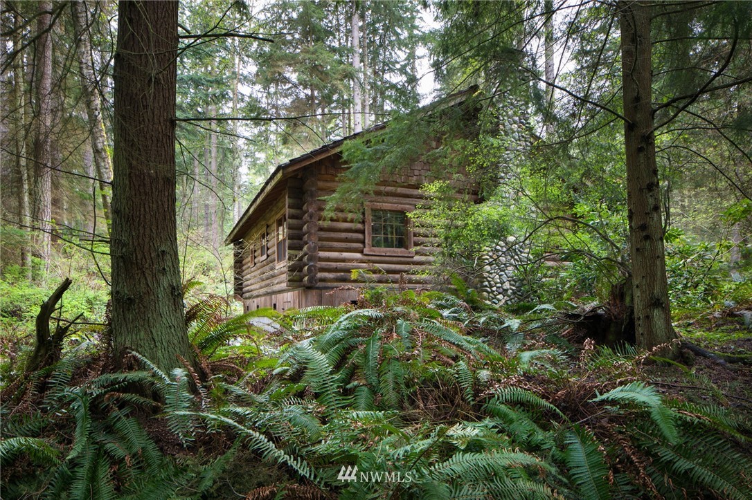 835 Christenson Road Greenbank, WA 98253 - Photo 13 of 25