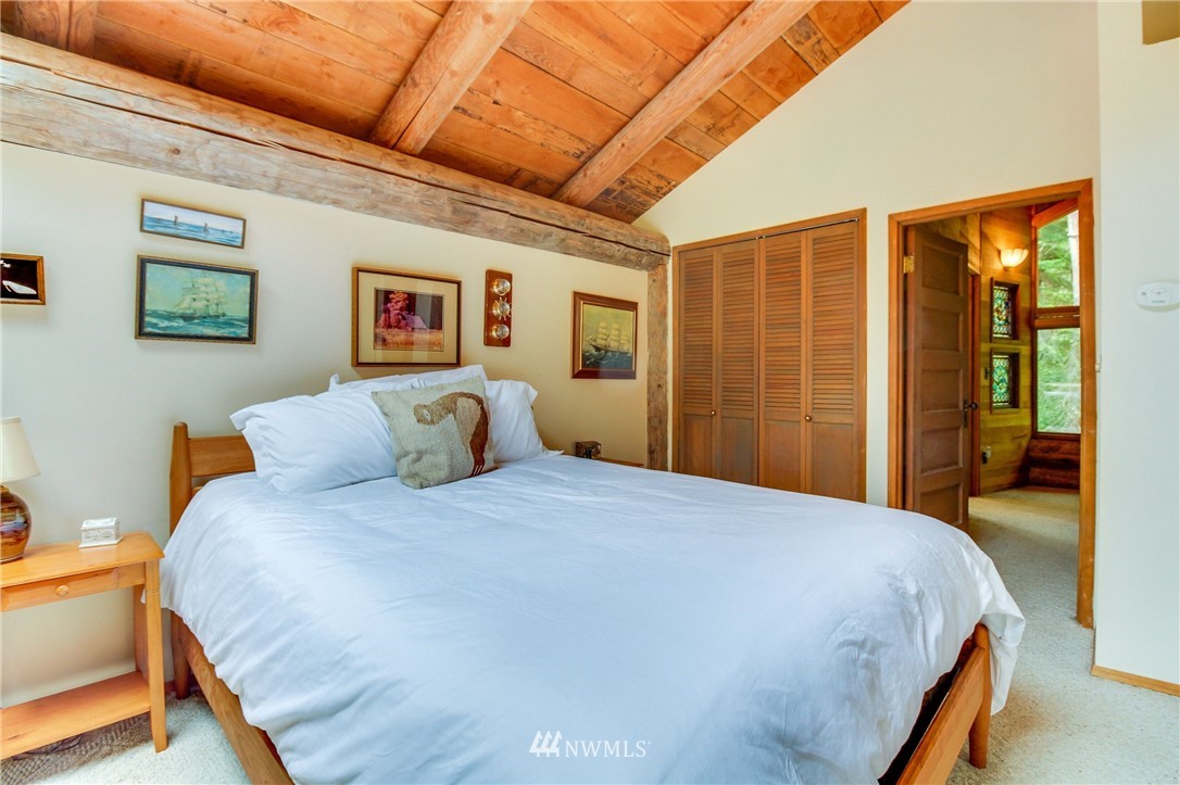 835 Christenson Road Greenbank, WA 98253 - Photo 8 of 25