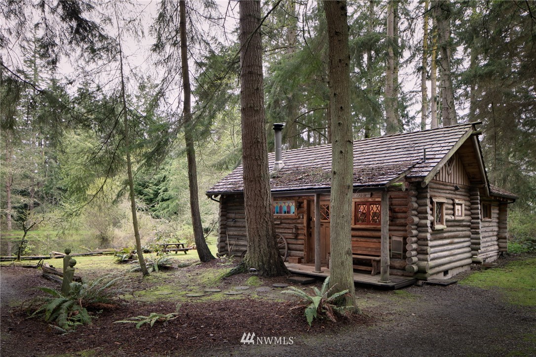 835 Christenson Road Greenbank, WA 98253 - Photo 9 of 25