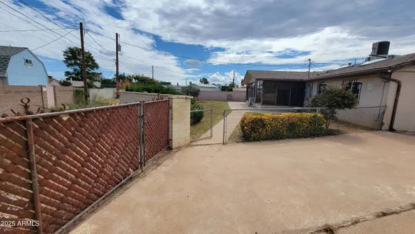 $1,300 | 601 Calle Del Sud, Sierra Vista, AZ 85635