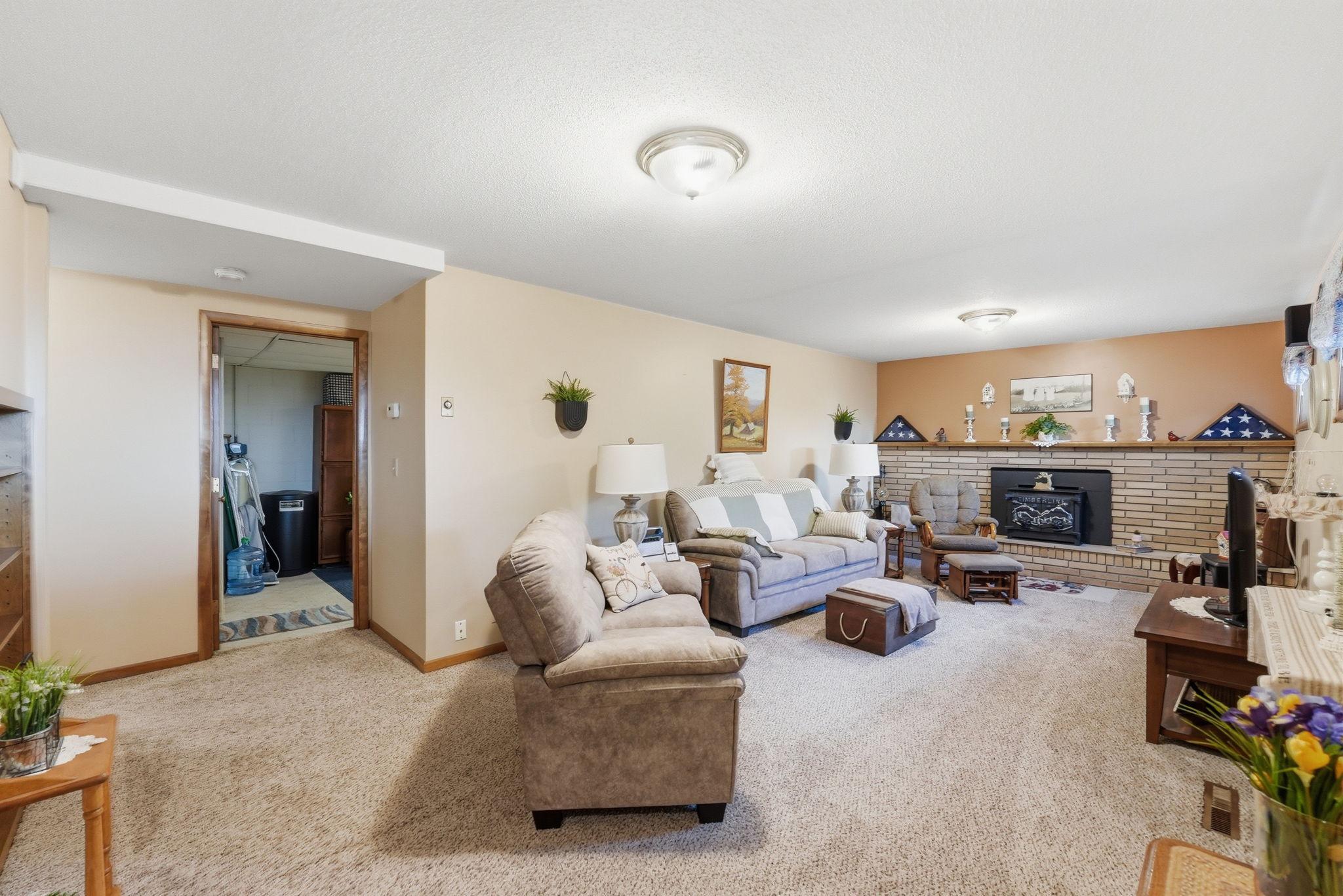 1709 6th Street Southwest Willmar, MN 56201 - Photo 31 of 43