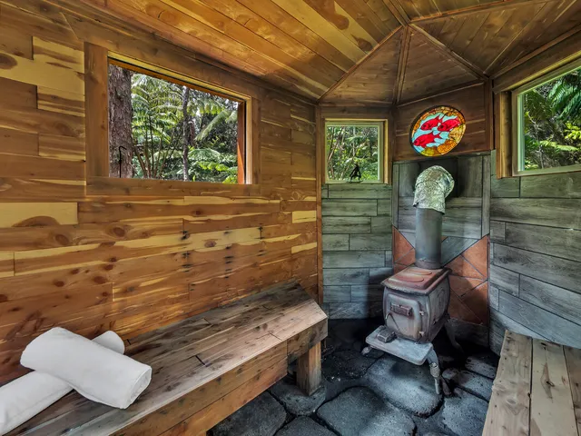 $820,000 | 19-4045 Maile Avenue, Volcano, HI 96785