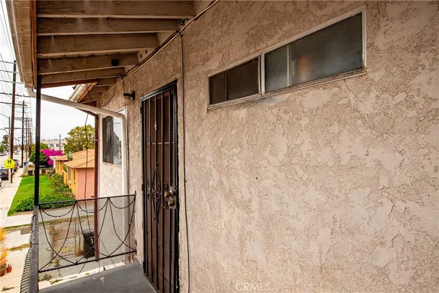 $950,000 | 333 West D Street, Wilmington, CA 90744