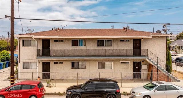 $950,000 | 333 West D Street, Wilmington, CA 90744