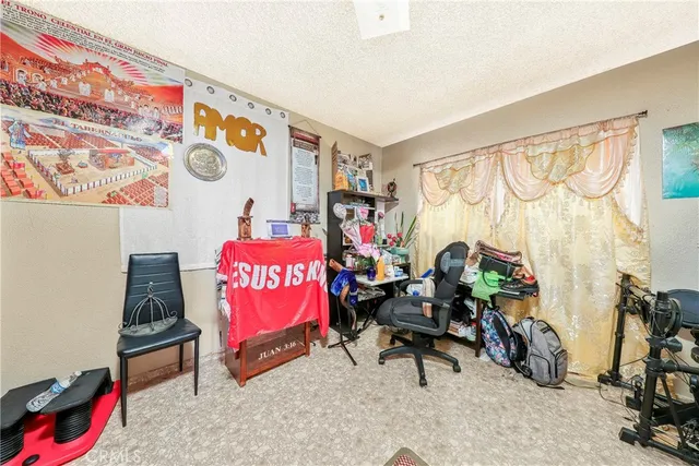 $950,000 | 333 West D Street, Wilmington, CA 90744