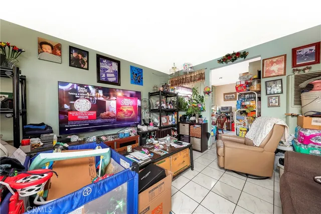 $950,000 | 333 West D Street, Wilmington, CA 90744