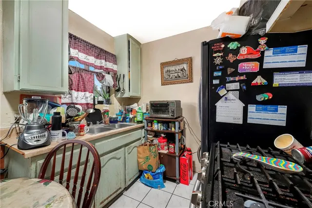 $950,000 | 333 West D Street, Wilmington, CA 90744