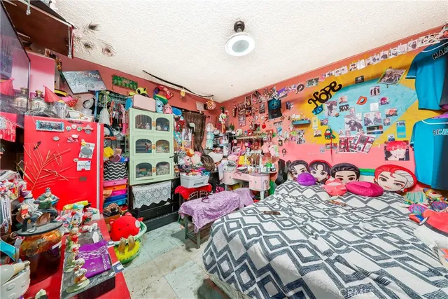 $950,000 | 333 West D Street, Wilmington, CA 90744