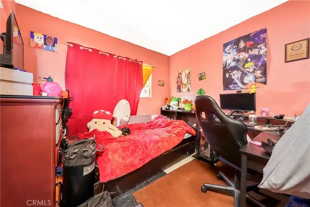 $950,000 | 333 West D Street, Wilmington, CA 90744