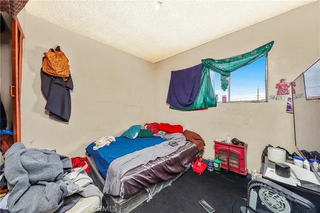 $950,000 | 333 West D Street, Wilmington, CA 90744