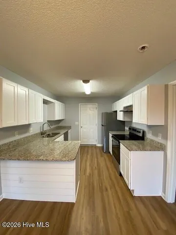 $2,200 | 6958 Newbury Way, Wilmington, NC 28411