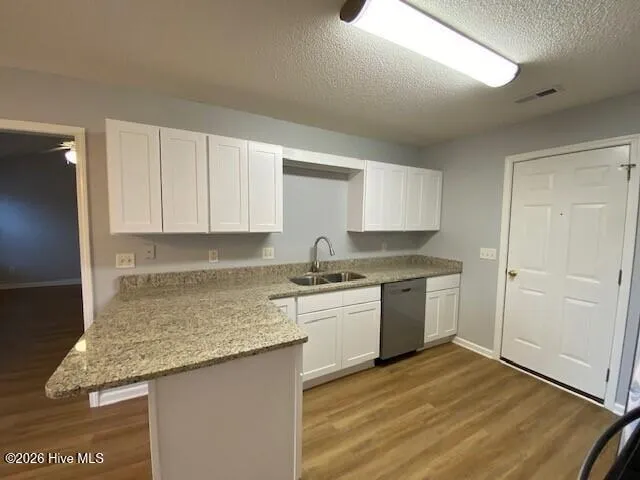 $2,200 | 6958 Newbury Way, Wilmington, NC 28411