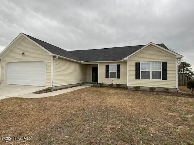 $2,200 | 6958 Newbury Way, Wilmington, NC 28411