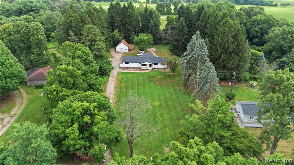 3643 Noble Road Oxford, MI 48370 - Photo 4 of 47 Gallery Image 4