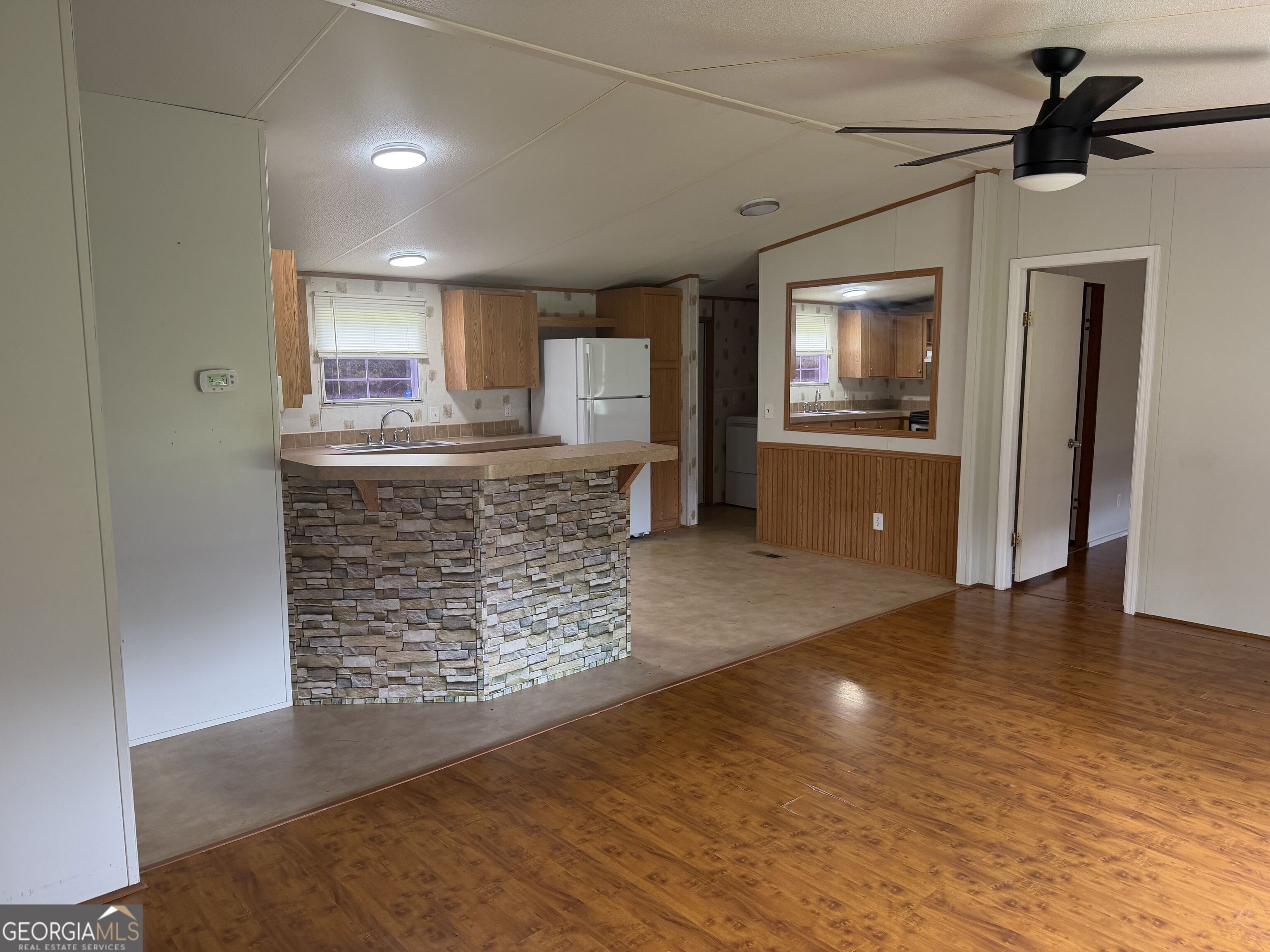 1093 Timber Landing Road Brunswick, GA 31523 - Photo 2 of 18