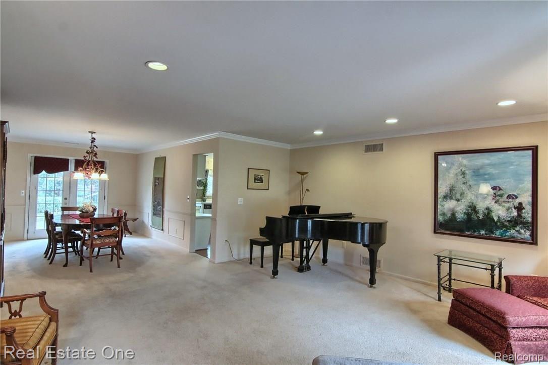 Living_Room_2nd_View.jpg