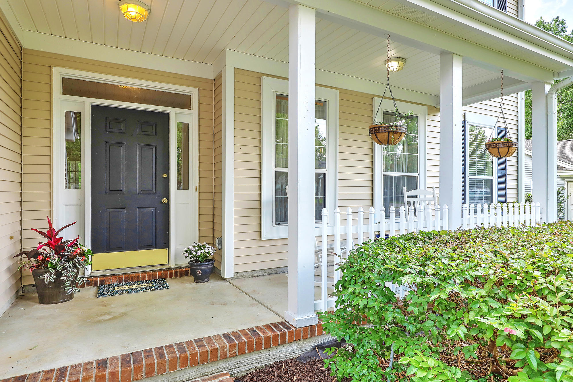 112 Windsor Mill Road Goose Creek, SC 29445 - Photo 4 of 38 IMG_6710_1_2
