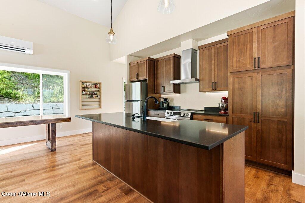 149 Idyllwild Road Sagle, ID 83860 - Photo 7 of 39 --9.jpg-SMALL