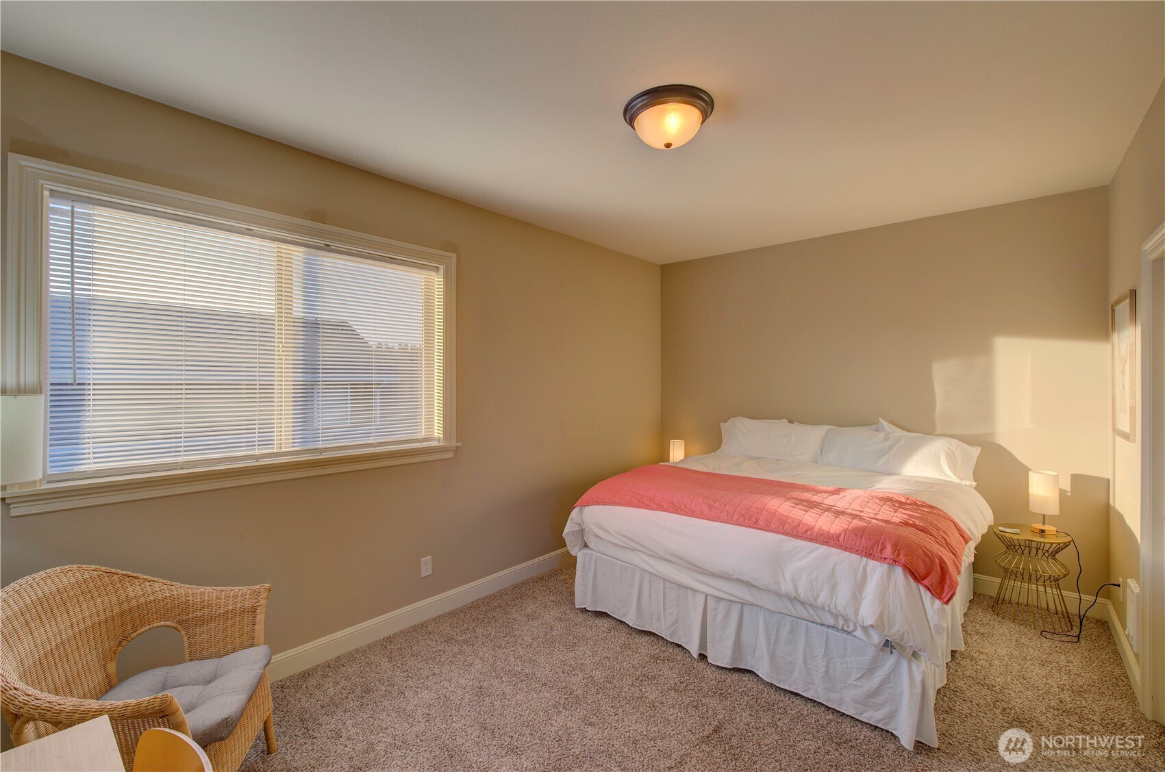 138 28th Street Northwest Long Beach, WA 98631 - Photo 25 of 35