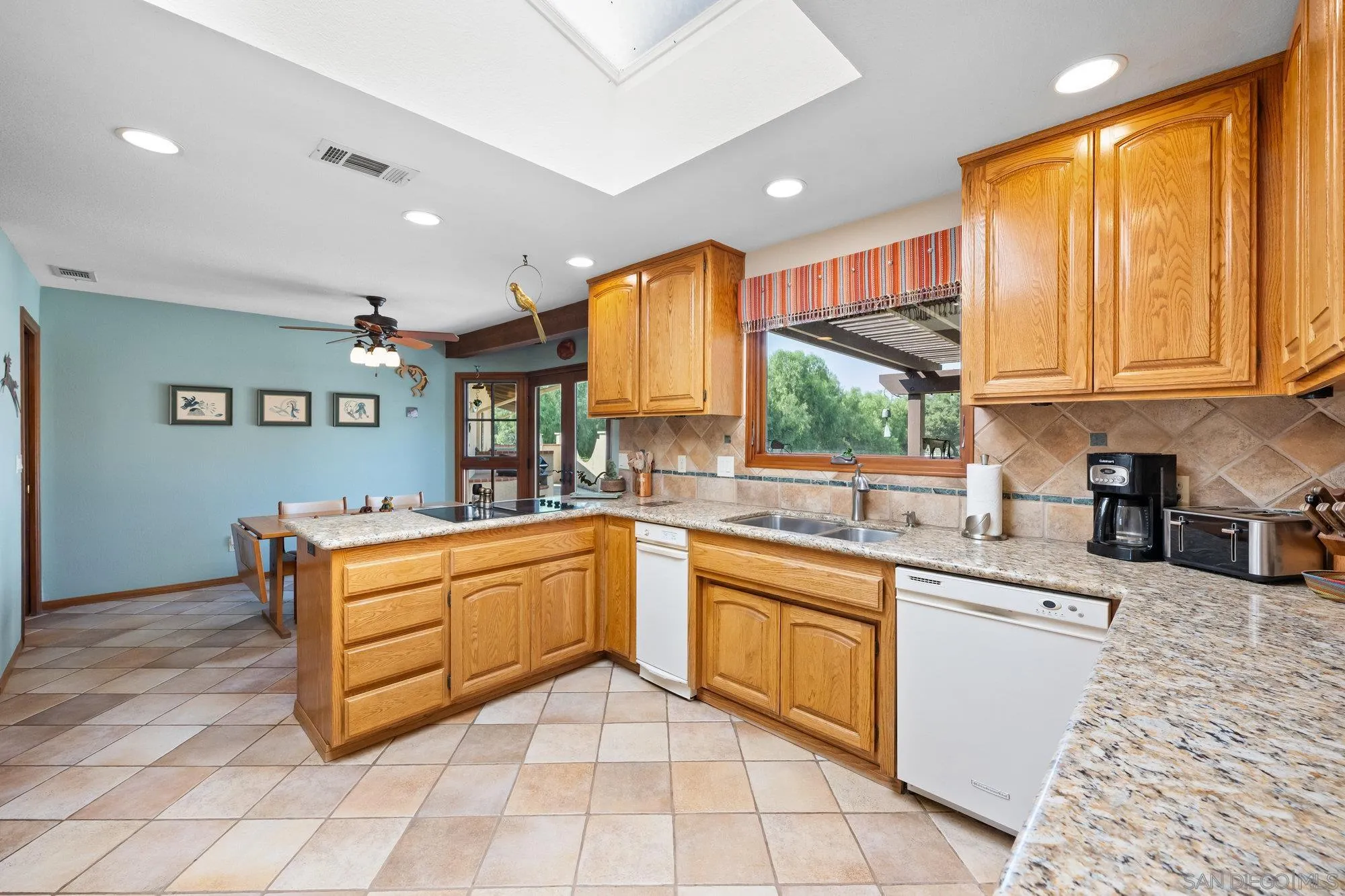 13970 Misty Oak Road Valley Center, CA 92082 - Photo 14 of 54