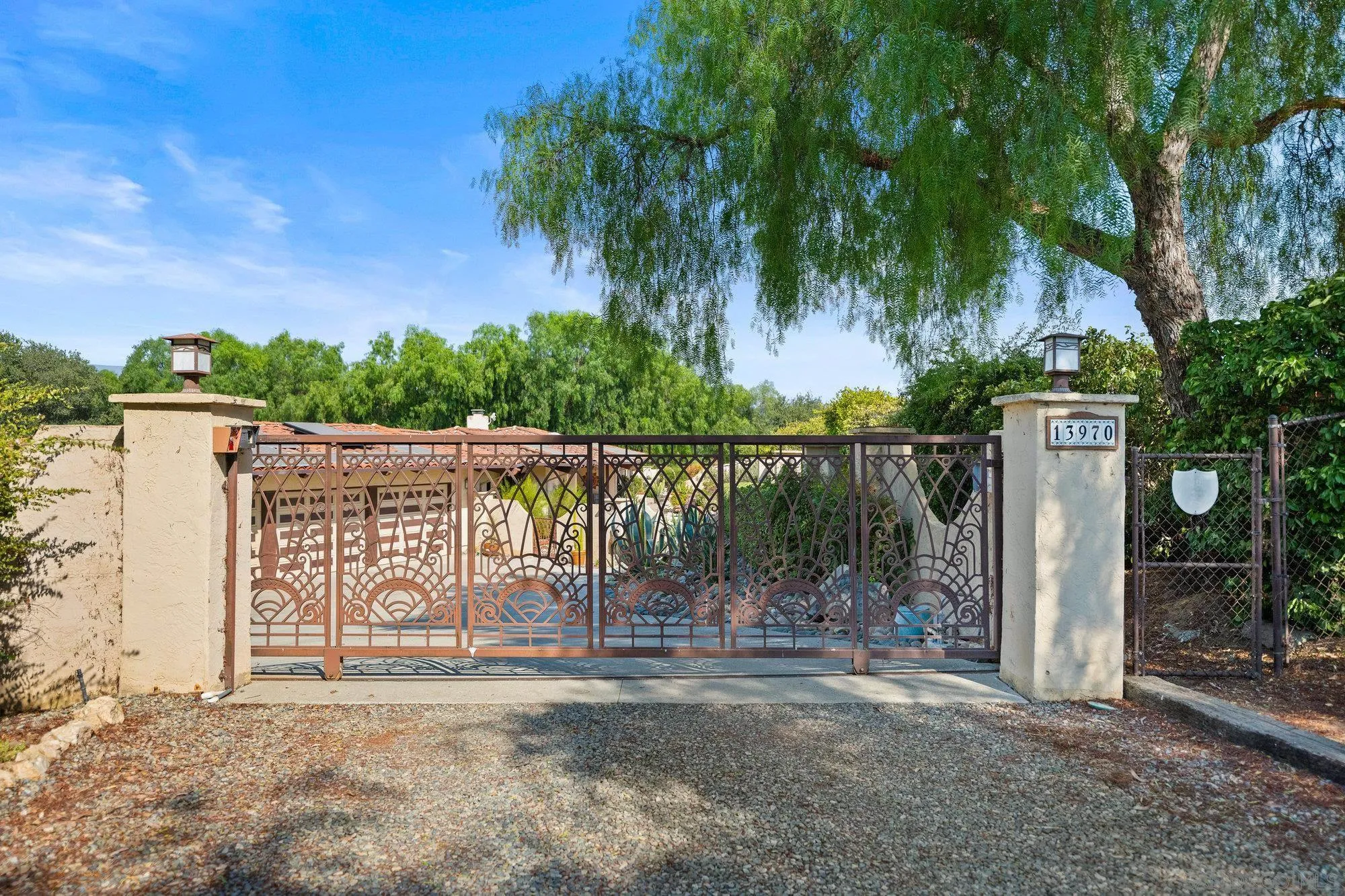 13970 Misty Oak Road Valley Center, CA 92082 - Photo 4 of 54