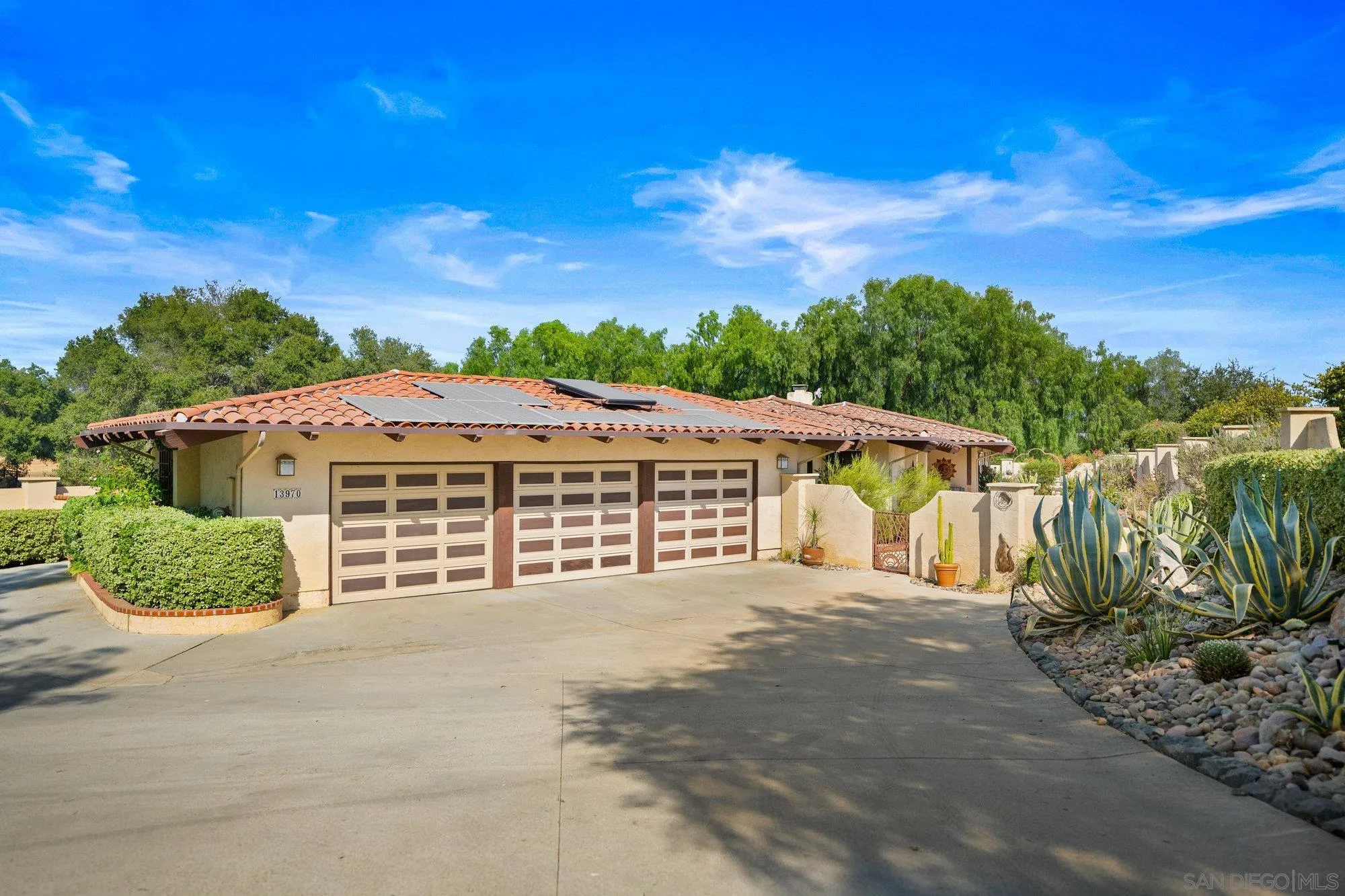 13970 Misty Oak Road Valley Center, CA 92082 - Photo 6 of 54