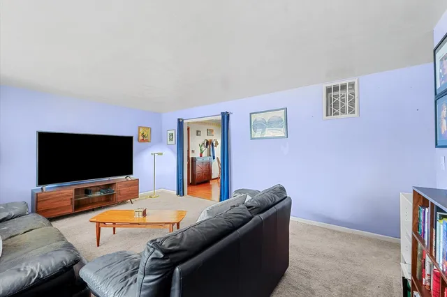 $163,000 | 2213 Roland Drive, Champaign, IL 61821