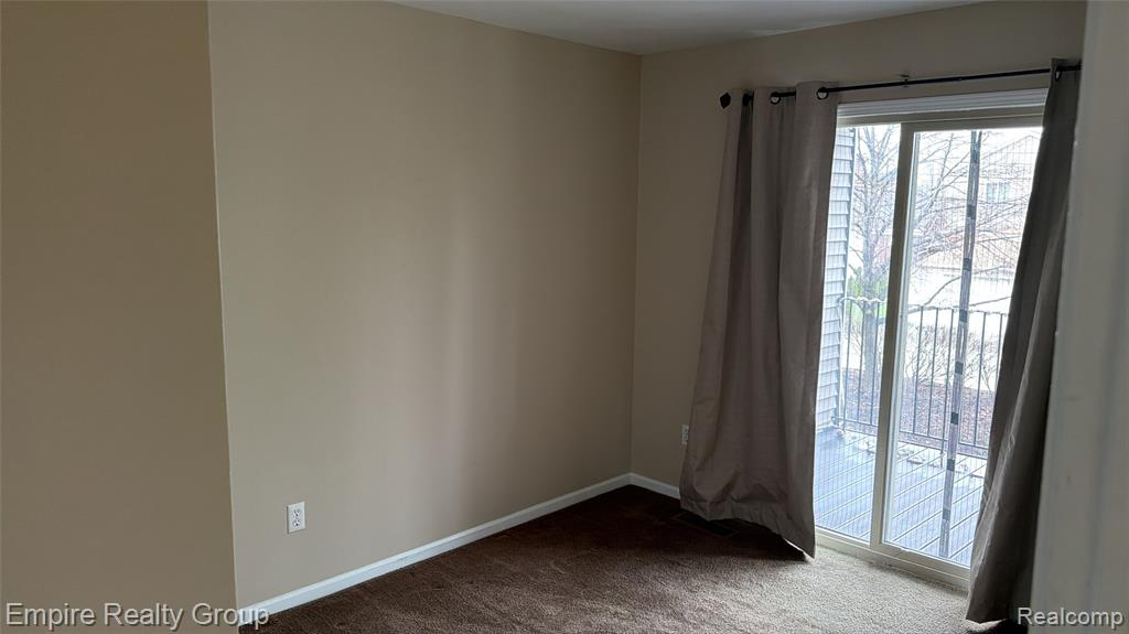 4334 Schaefer Road Dearborn, MI 48126 - Photo 8 of 9