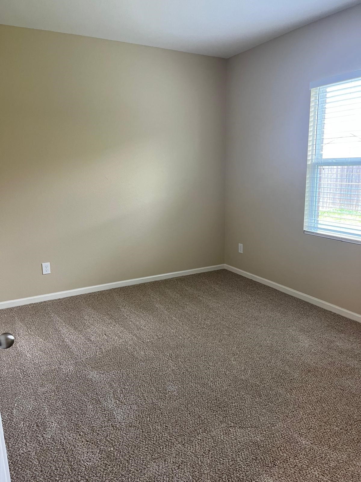 13402 Treshill Court Houston, TX 77049 - Photo 11 of 20